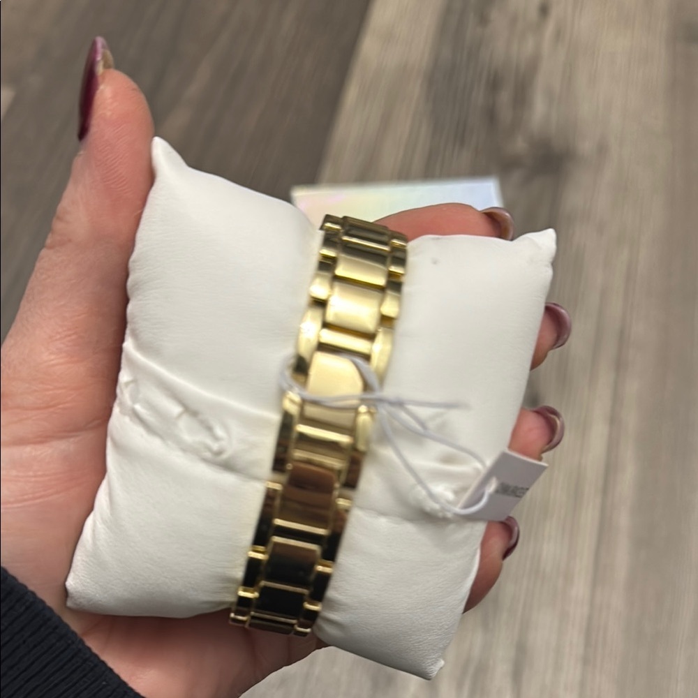 Juicy Couture Gold and Navy Blue Face Watch - Picture 4 of 8